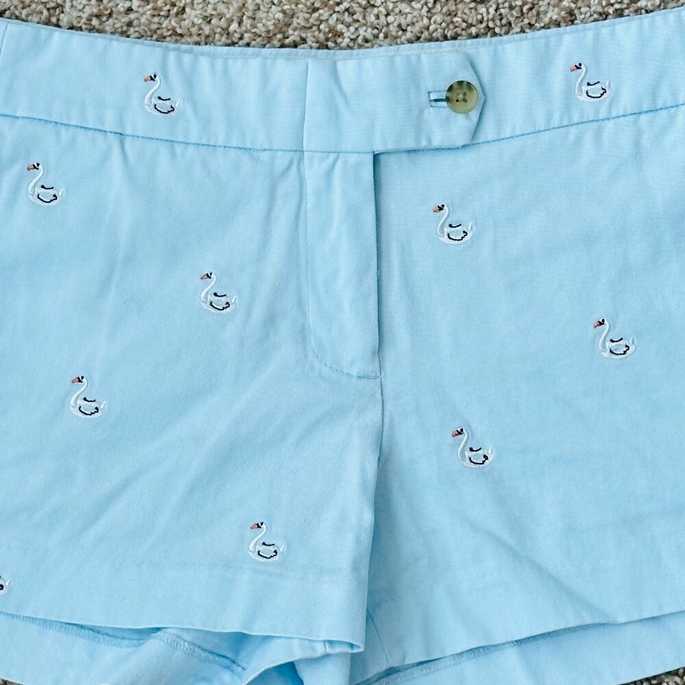 🦢 J Crew 🦢 Chino City Fit Flat Front Blue Shorts Swan Embroidery Womens Size 6 - Picture 2 of 7